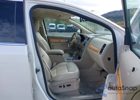 2007 Lincoln Mkx z USA, uszkodzony, nr VIN 2LMDU88C37BJ08253